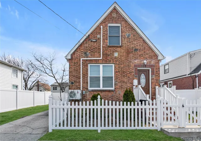 Photo 19 of Single family home for sale at 103 Clement Ave, Hempstead, NY 11003 | MLS# 980546 | Listing updated on 2026-08-09