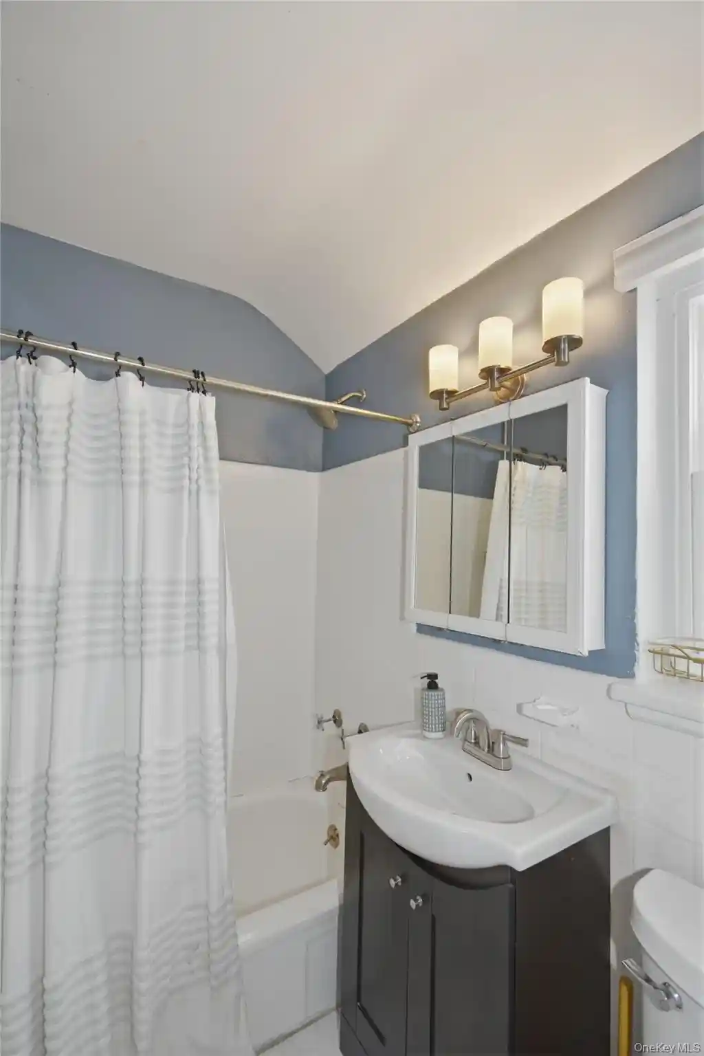 Listing Photo 13 - Condo for sale in 737 Tuckahoe Rd located at 737 Tuckahoe Rd, Yonkers, NY 10710 - Unit #23