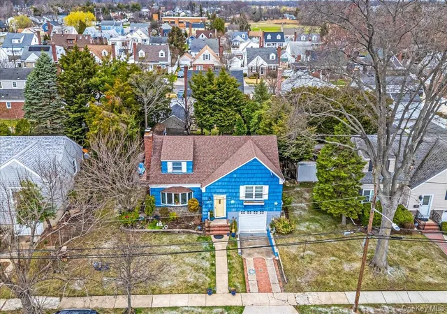 28th image of 1031 Highland St, Hempstead, NY 11510 | MLS# 980591