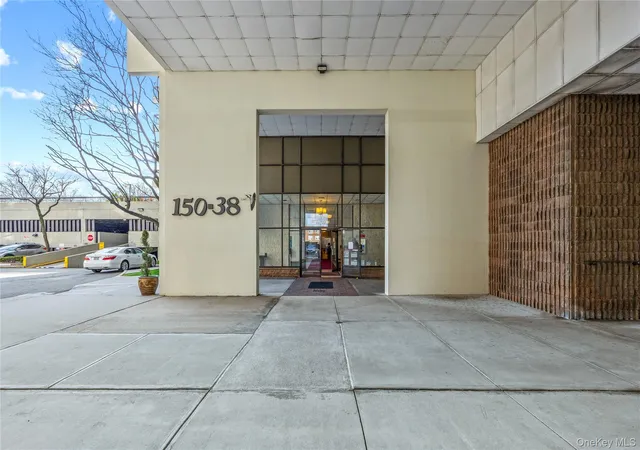 2nd image of 150 38 Union Turnpike #1A, Flushing, NY 11367 | MLS# 980631
