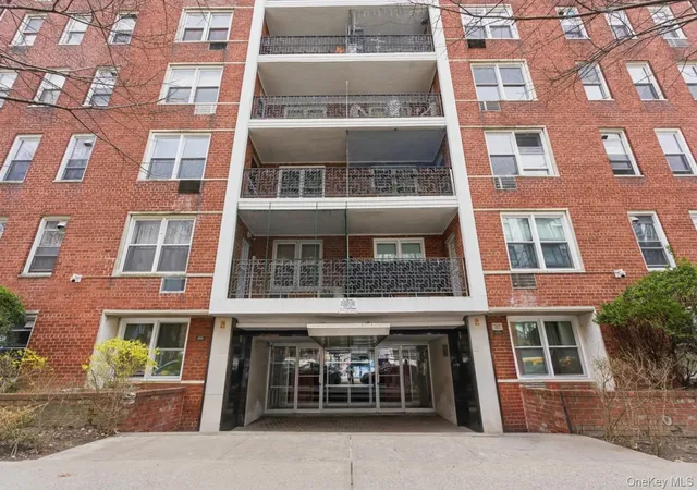1st image of 144 30 Sanford Ave #6V, Flushing, NY 11355 | MLS# 980688