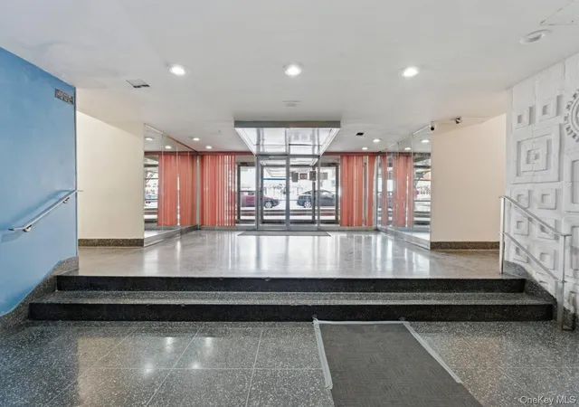 3rd image of 144-30 Sanford Ave #6V, Flushing, NY 11355 | MLS# 980688