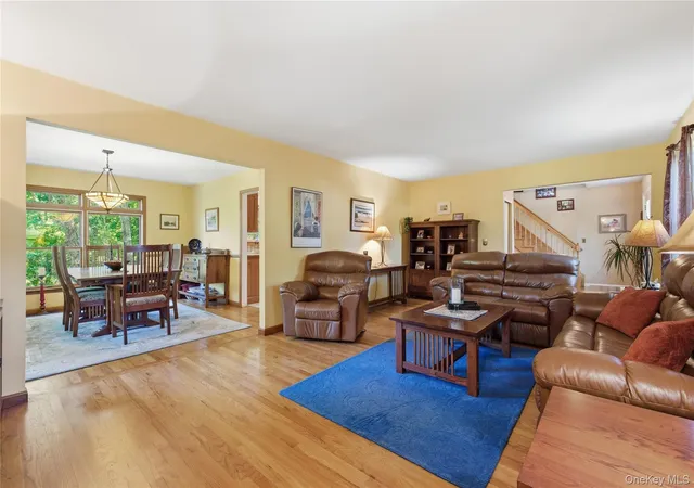 3rd image of 23 Abbey Ln, Setauket, NY 11733 | MLS# 980729