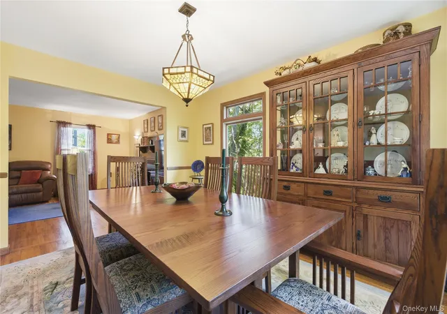 5th image of 23 Abbey Ln, Setauket, NY 11733 | MLS# 980729