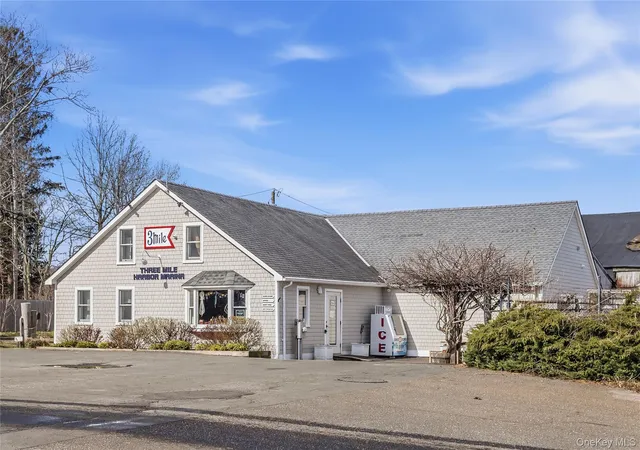 5th image of 73 Manor Ln S, East Hampton, NY 11937 | MLS# 980747