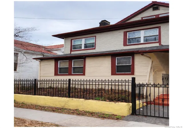 Homes for sale in Mount Vernon, NY | 17 Amsterdam Pl, Mount Vernon, NY 10553 | MLS# 980757