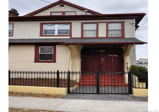 Homes for sale in Mount Vernon, NY | 17 Amsterdam Pl, Mount Vernon, NY 10553 | MLS# 980757