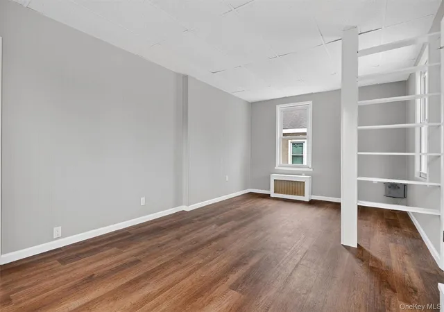 Photo 4 of Sale Pending at 222 Bleakley Ave, Buchanan, NY 10511 | MLS# 980760 | Listing updated on 2026-09-19