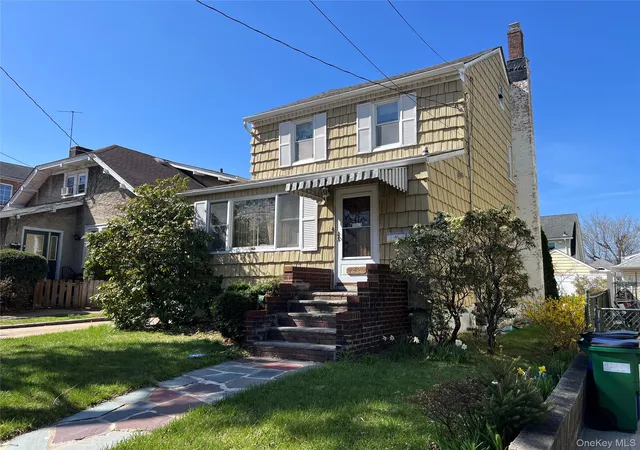 Photo 2 of Sale Pending at 4224 249th Street, New York, NY 11363 | MLS# 980764 | Listing updated on 2026-07-30
