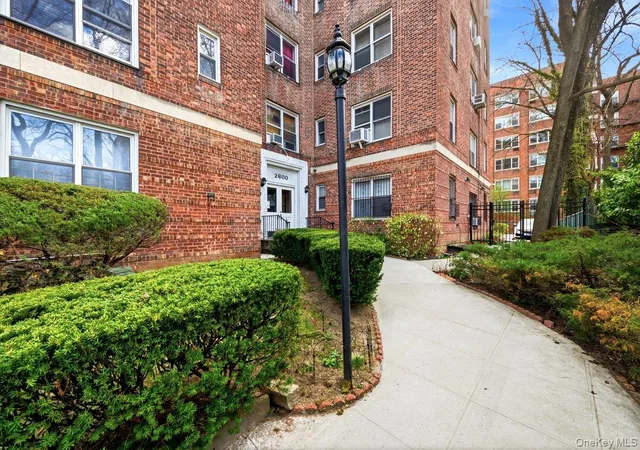 1st image of 2600 Henry Hudson Pkwy #5B, Bronx, NY 10463 | MLS# 980767