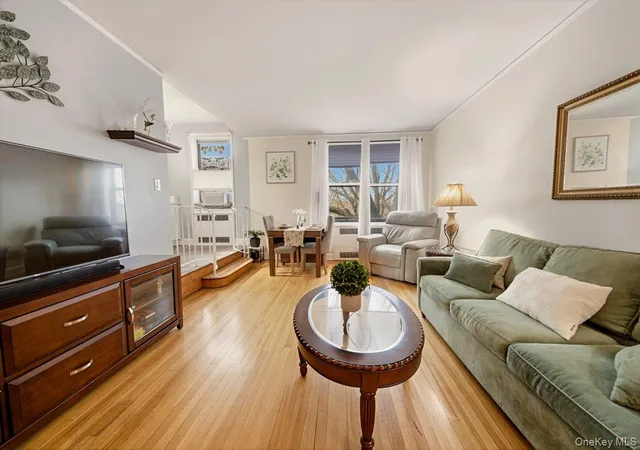 4th image of 2600 Henry Hudson Pkwy #5B, Bronx, NY 10463 | MLS# 980767