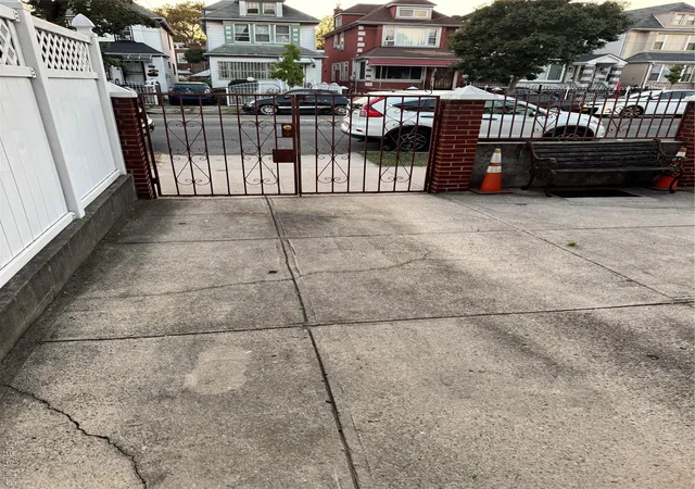 3rd image of 11435 130Th St, South Ozone Park, NY 11420 | MLS# 980806