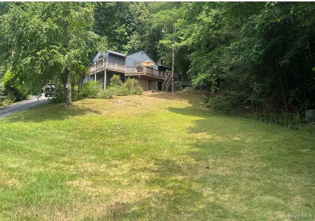 3rd image of 6 Tennis Court Rd, Carmel, NY 10541 | MLS# 980849