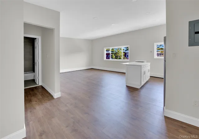 Listing Photo 5 - Condo for sale in building located at 273 Newbridge Rd, Hempstead, NY 11756 - Unit #D2