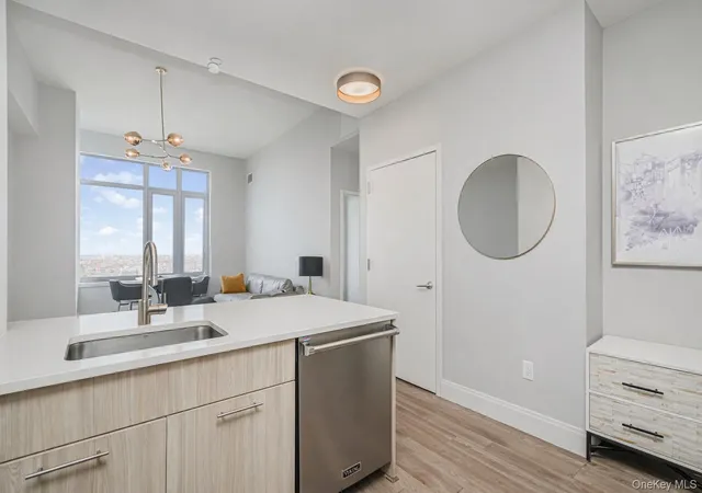 4th image of 1501 Voorhies Ave #21B, Brooklyn, NY 11235 | MLS# 980924