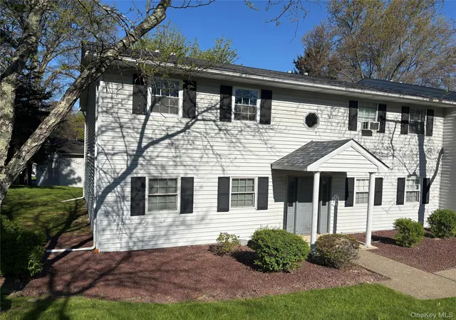 Homes for sale in Fishkill, NY | 4 Locust Ct #F, Fishkill, NY 12524 | MLS# 980936