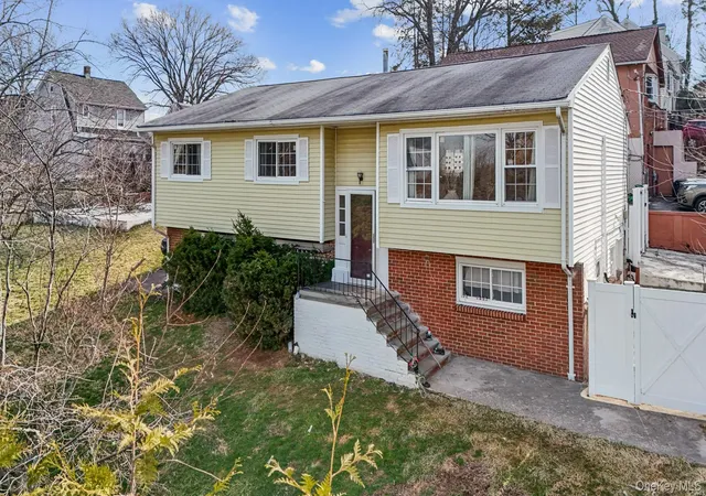 1st image of 14 Dickinson Ave, Nyack, NY 10960 | MLS# 980982
