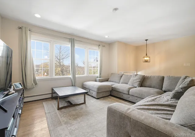 4th image of 14 Dickinson Ave, Nyack, NY 10960 | MLS# 980982