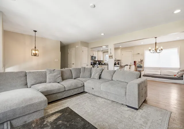 5th image of 14 Dickinson Ave, Nyack, NY 10960 | MLS# 980982