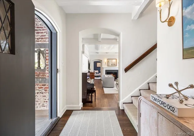 Photo 4 of Sale Pending at 1 Dundee Rd, Larchmont, NY 10538 | MLS# 981004 | Listing updated on 2026-05-20
