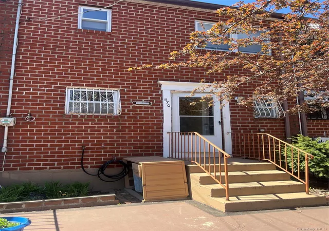 1st image of 570 Christopher Ave, New York, NY 11212 | MLS# 981044
