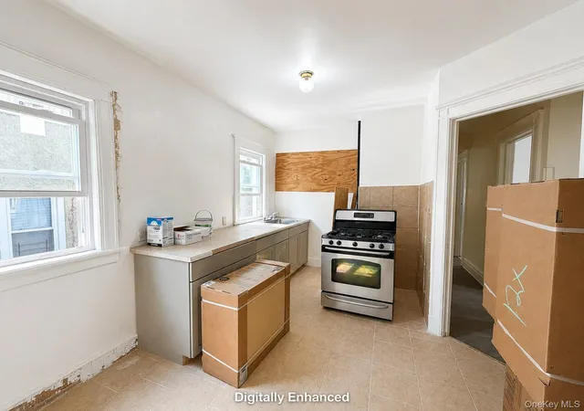Photo 2 of Multi family home for sale at 131 Vista Pl, Mount Vernon, NY 10550 | MLS# 981059 | Listing updated on 2026-08-29