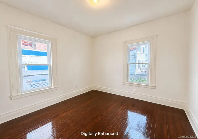 Listing Photo 3 - Condo for sale in building located at 131 Vis Pl, Mount Vernon, NY 10550