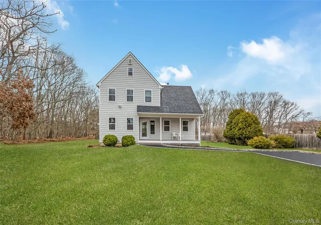 30th image of 24 Buckskin Ln, Riverhead, NY 11901 | MLS# 981123