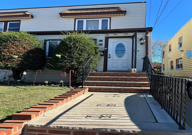 Homes for sale in New York, NY | 32 13 202nd St, New York, NY 11361 | MLS# 981158