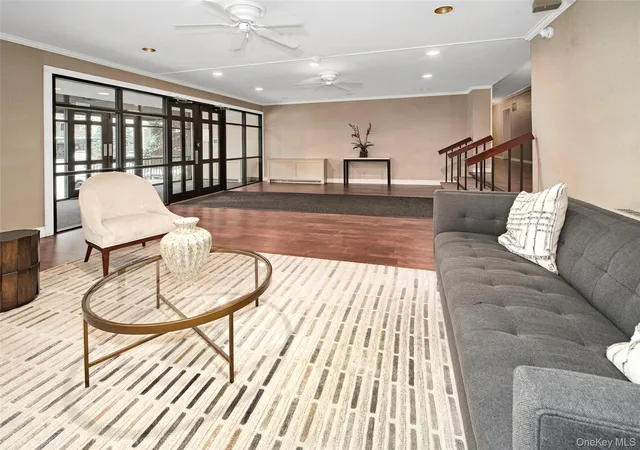 3rd image of 480 Halstead Ave #4V, Harrison, NY 10528 | MLS# 981191