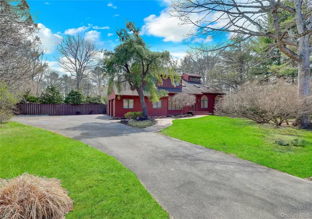 Photo 1 of Sale Pending at 6 Liberty Ln, Miller Place, NY 11764 | MLS# 981202 | Listing updated on 2026-09-19