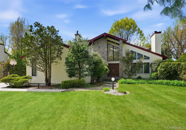 Photo 2 of Sale Pending at 18 Aldgate Dr W, North Hempstead, NY 11030 | MLS# 981211 | Listing updated on 2026-06-29
