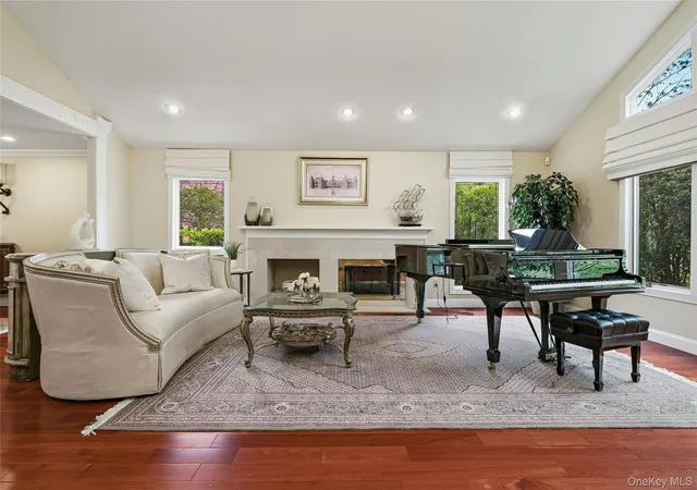 Photo 1 of Sale Pending at 18 Aldgate Dr W, North Hempstead, NY 11030 | MLS# 981211 | Listing updated on 2026-06-29