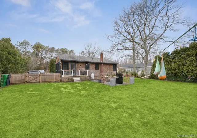 Photo 3 of Sale Pending at 2786 Quogue Riverhead Rd, Southampton, NY 11942 | MLS# 981253 | Listing updated on 2026-08-19