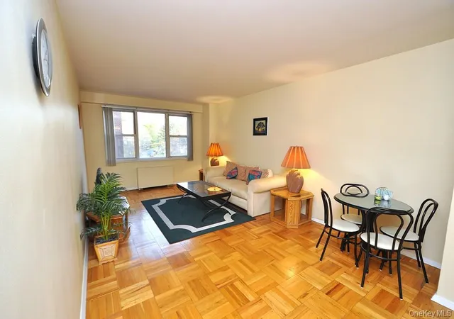 Homes for sale in Eastchester, NY | 260 Garth Rd #4A5, Eastchester, NY 10583 | MLS# 981272