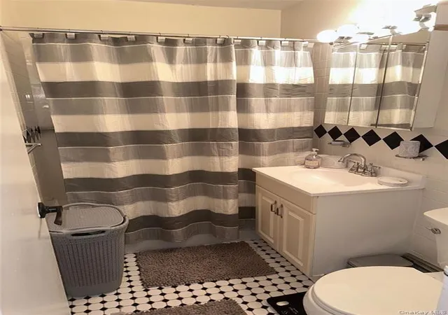 4th image of 20 Wendell St #19E, Hempstead, NY 11550 | MLS# 981332