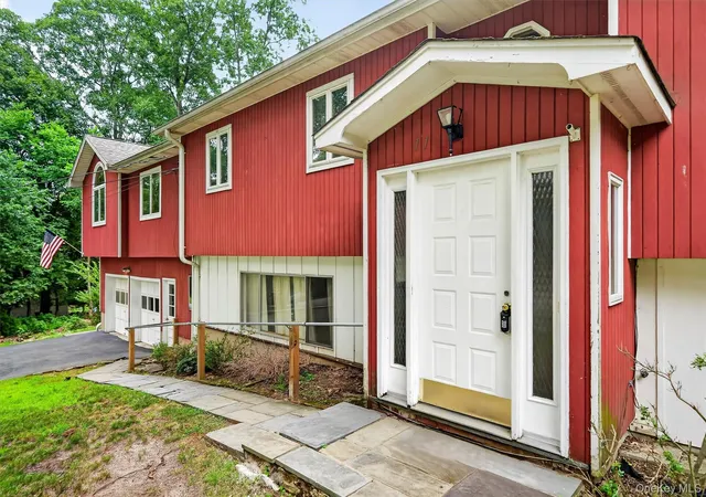 Photo 4 of Sale Pending at 11 Kent Rd, Ramapo, NY 10952 | MLS# 981360 | Listing updated on 2026-08-19