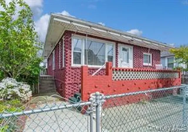 Photo 1 of Single family home for sale at 26 February Walk, Long Beach, NY 11561 | MLS# 981361 | Listing updated on 2026-10-21