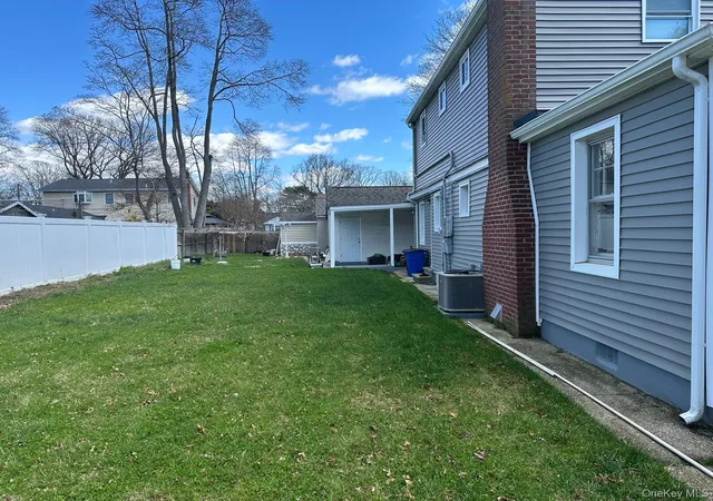 5th image of 11 Matthew St, Farmingville, NY 11738 | MLS# 981387