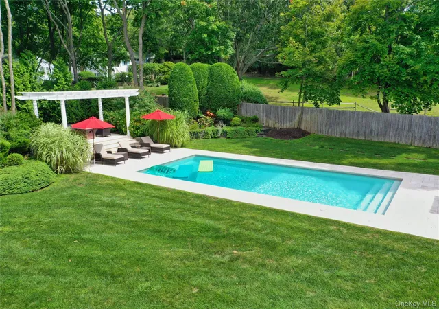Photo 3 of Sale Pending at 2 S Valley Rd, Hampton Bays, NY 11946 | MLS# 981389 | Listing updated on 2026-07-14