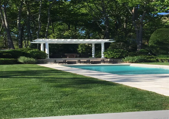 Photo 3 of Sale Pending at 2 S Valley Rd, Hampton Bays, NY 11946 | MLS# 981389 | Listing updated on 2026-07-14