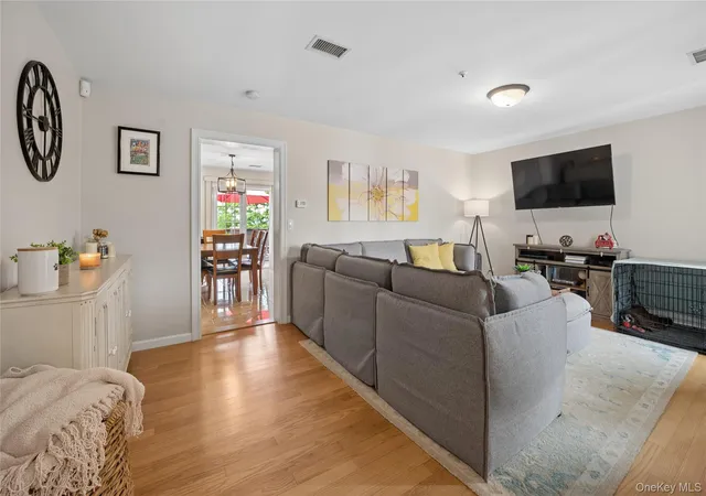 Photo 5 of Sale Pending at 2702 Watch Hl Dr, Tarrytown, NY 10591 | MLS# 981409 | Listing updated on 2026-07-23