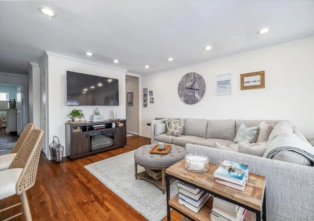 4th image of 750 Lido Blvd #59B, Hempstead, NY 11561 | MLS# 981465