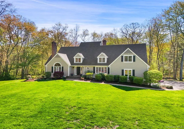 Photo 1 of Sale Pending at 17 Pine Hl Dr, South Salem, NY 10590 | MLS# 981501 | Listing updated on 2026-09-19