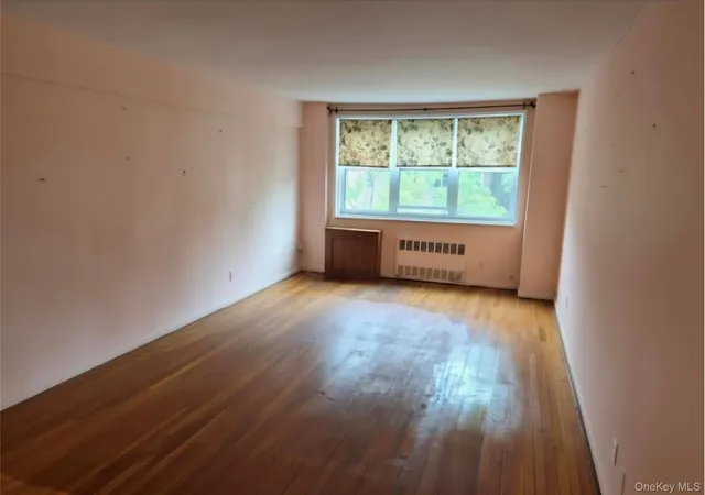 3rd image of 98 Dehaven Dr #2B, Yonkers, NY 10703 | MLS# 981565