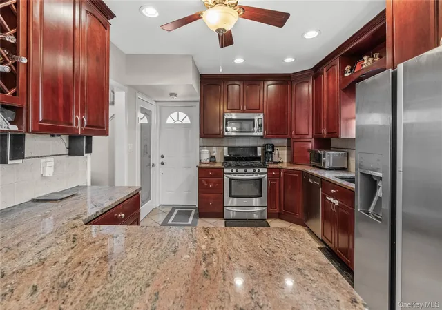 2nd image of 35 Lispenard Ave, New Rochelle, NY 10801 | MLS# 981577