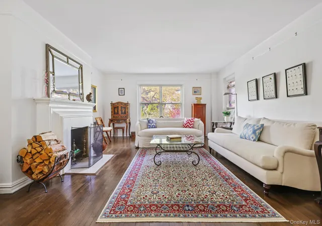 3rd image of 250 Bronxville Road #2G, Yonkers, NY 10708 | MLS# 981601
