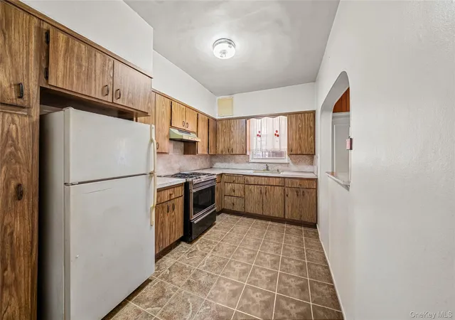 Photo 3 of Sale Pending at 3927 57th Street, Woodside, NY 11377 | MLS# 981656 | Listing updated on 2026-04-30
