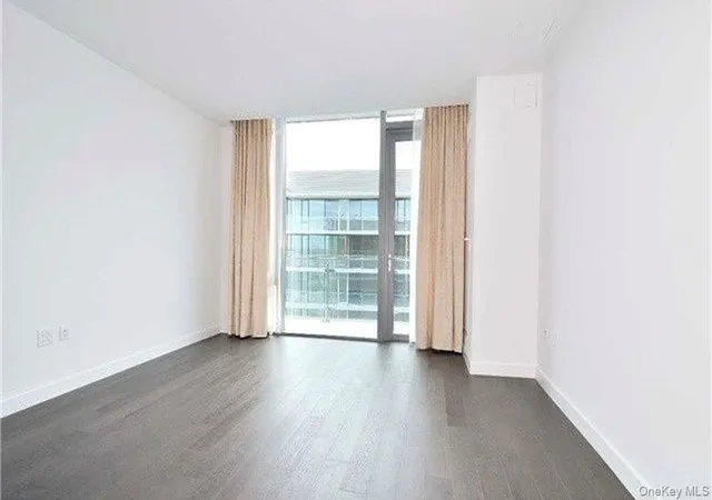 3rd image of 131-05 40Th Rd #10T, Flushing, NY 11354 | MLS# 981662
