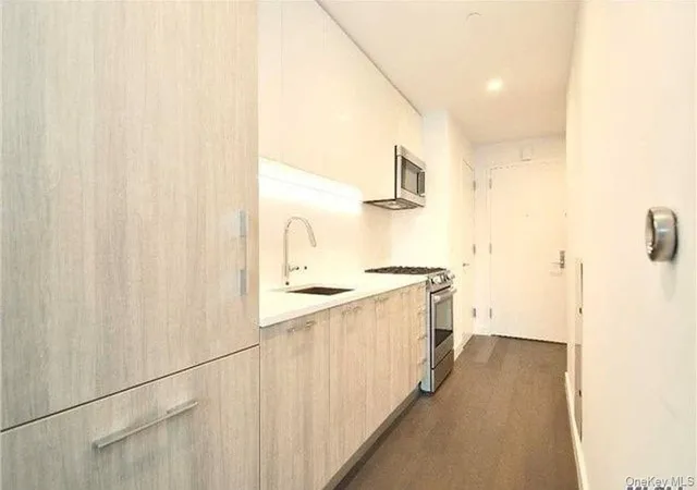 5th image of 131-05 40Th Rd #10T, Flushing, NY 11354 | MLS# 981662